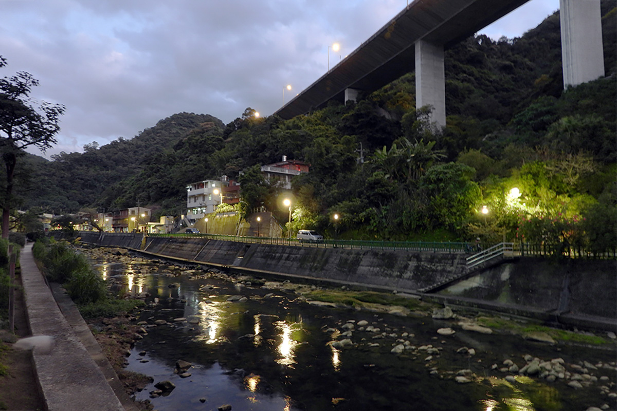 石碇溪的夜景